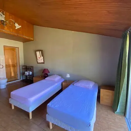 Holiday home Jolie Maison Tres Calme